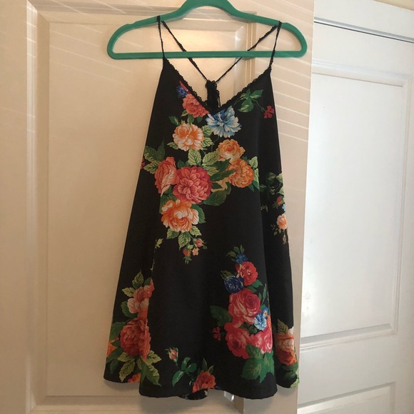 Black floral dress - Picture 3 of 3